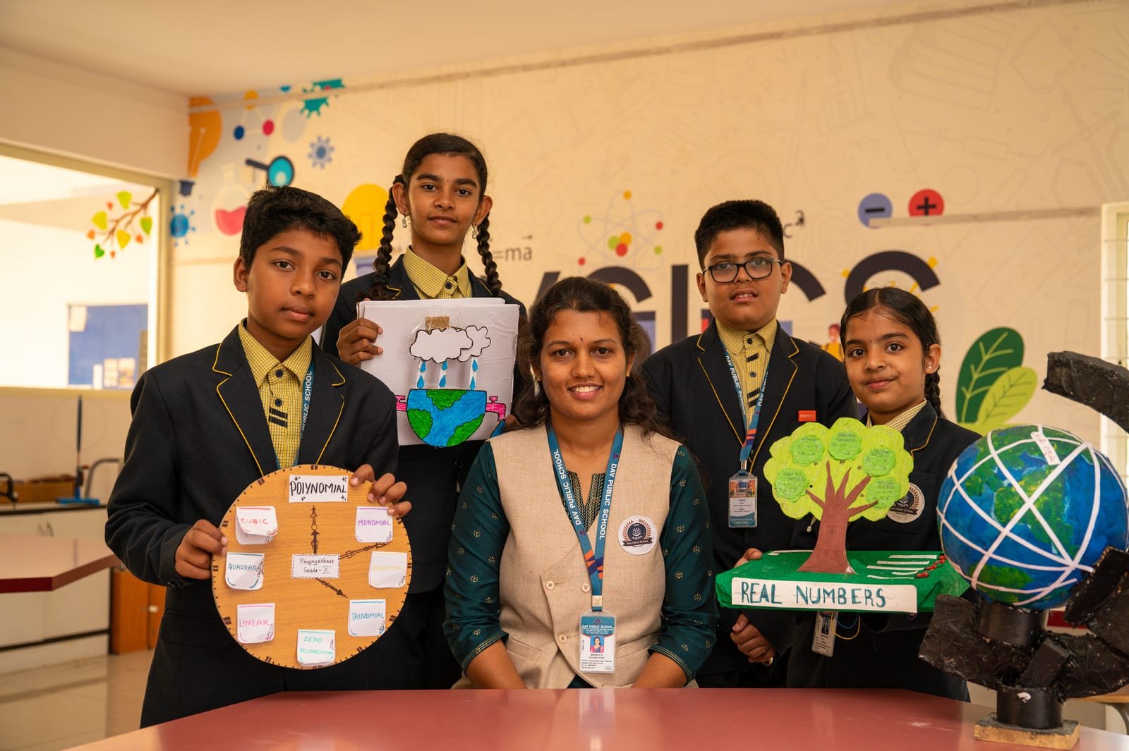 DAV students presenting a science project